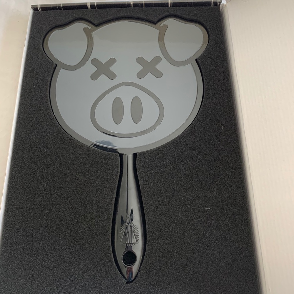 Jeffree Star x Shane Dawson Pig Mirror